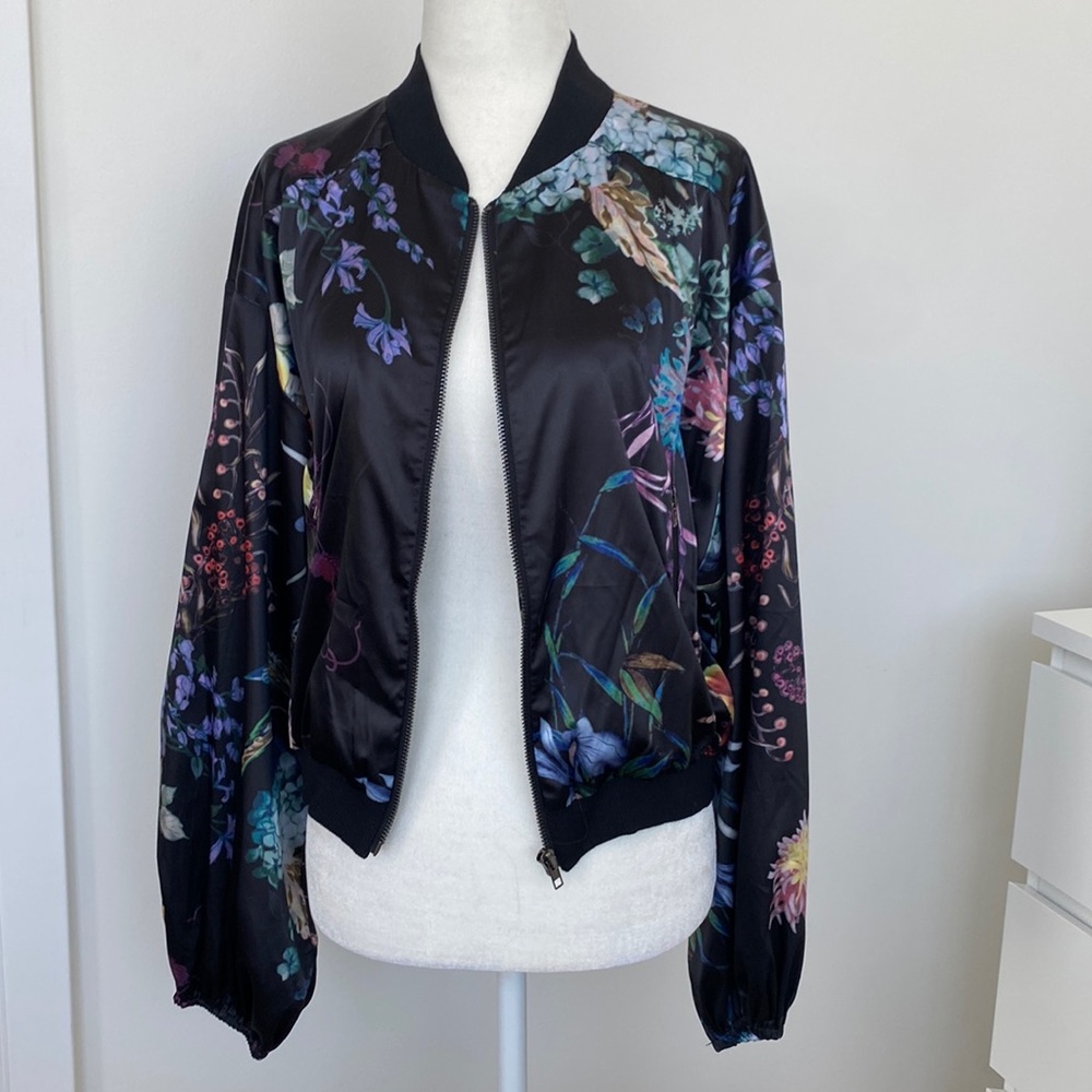 On the Road Satin Floral Bomber Jacket Size XS